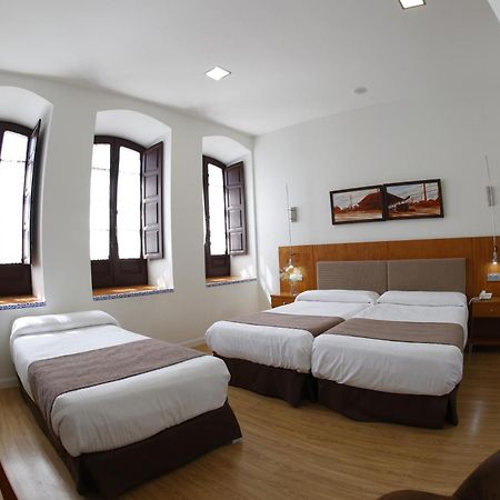 Hotel El Carmen ปวนเต เกอนิล ภายนอก รูปภาพ