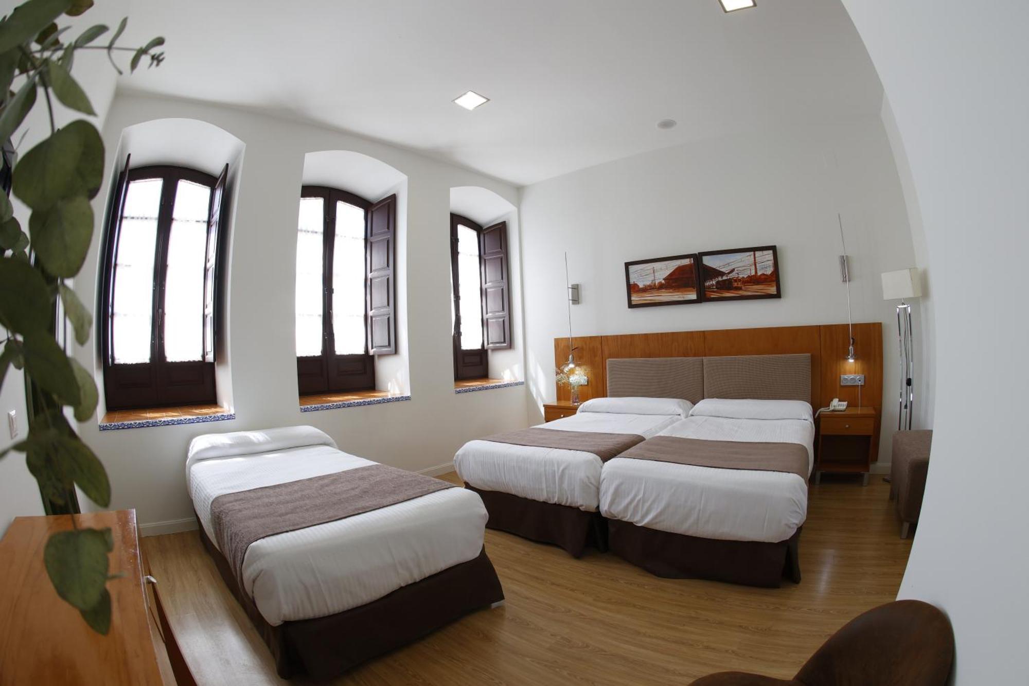 Hotel El Carmen ปวนเต เกอนิล ภายนอก รูปภาพ