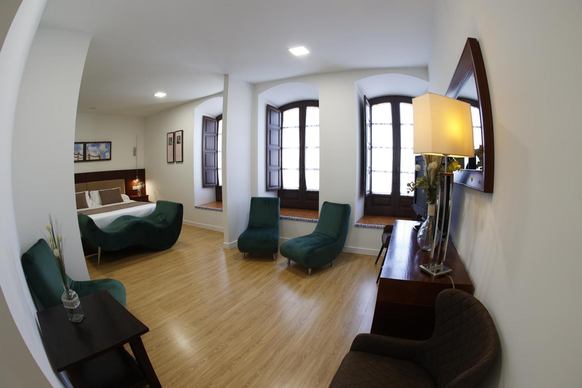 Hotel El Carmen ปวนเต เกอนิล ภายนอก รูปภาพ