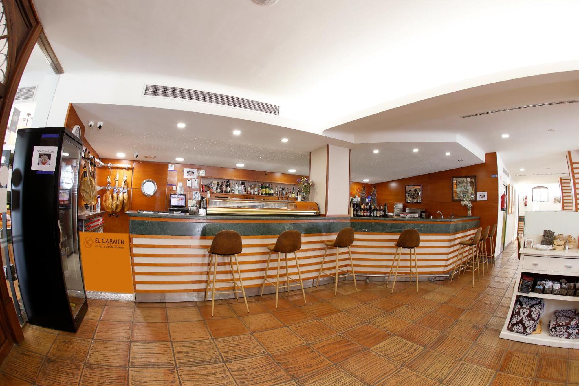 Hotel El Carmen ปวนเต เกอนิล ภายนอก รูปภาพ