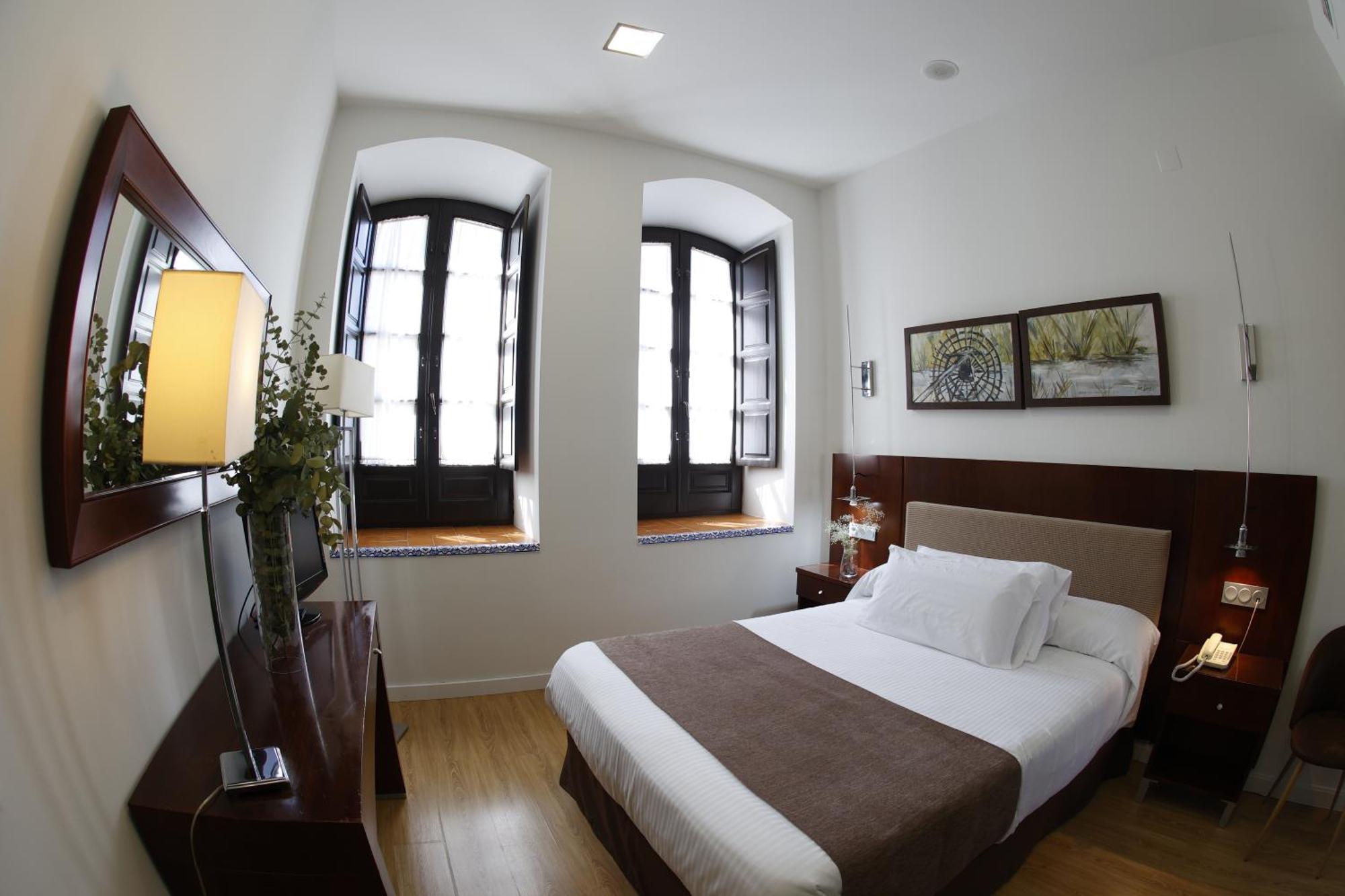 Hotel El Carmen ปวนเต เกอนิล ภายนอก รูปภาพ