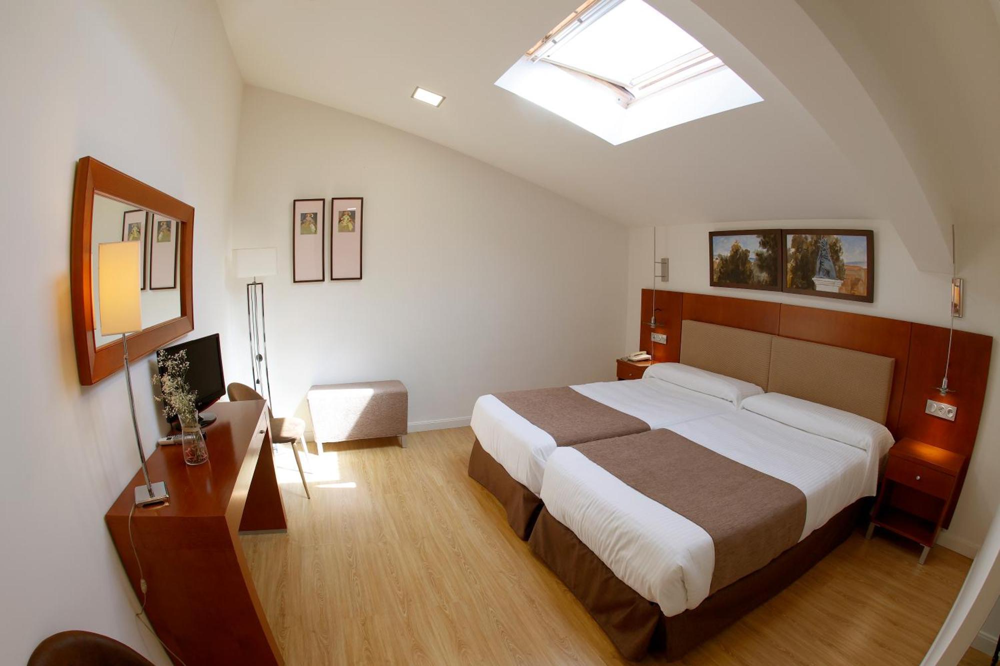 Hotel El Carmen ปวนเต เกอนิล ภายนอก รูปภาพ