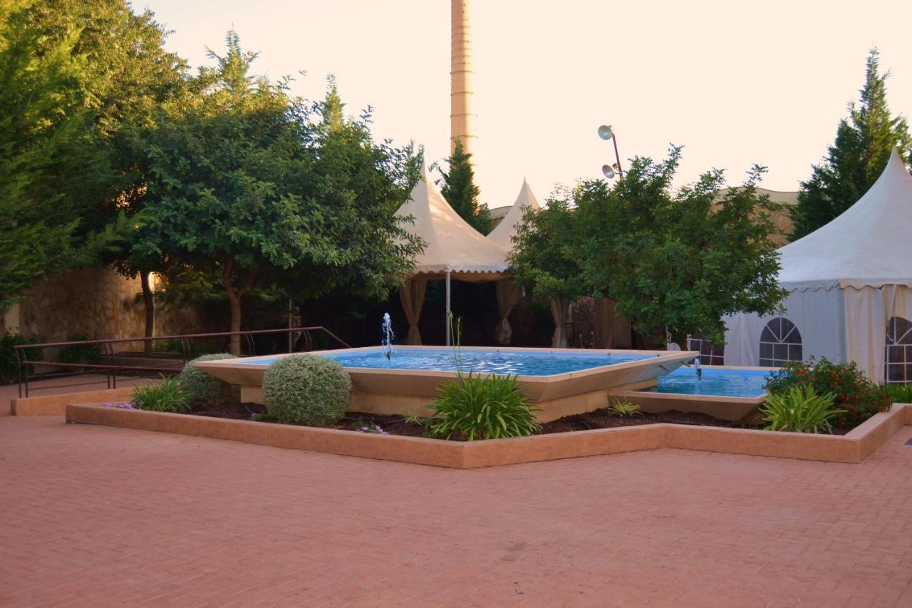 Hotel El Carmen ปวนเต เกอนิล ภายนอก รูปภาพ